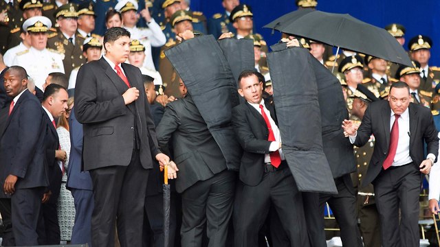 ניסיון התנקשות בנשיא ניקולס מדורו (צילום: AP)