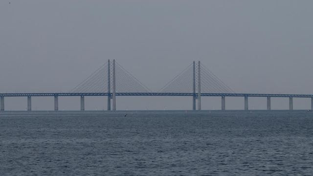 הגשר מהסדרה הגשר (צילום: אלון רוזנשיין)