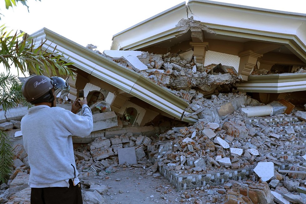רעידת אדמה רעש אדמה אינדונזיה לומבוק (צילום: EPA)