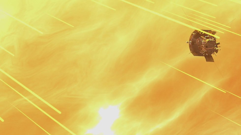 הדמיה של החללית ליד השמש (צילום: נאס