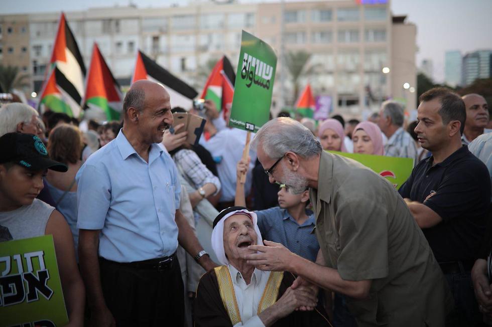 דרוזים בהפגנה בכיכר רבין (צילום: טל שחר)