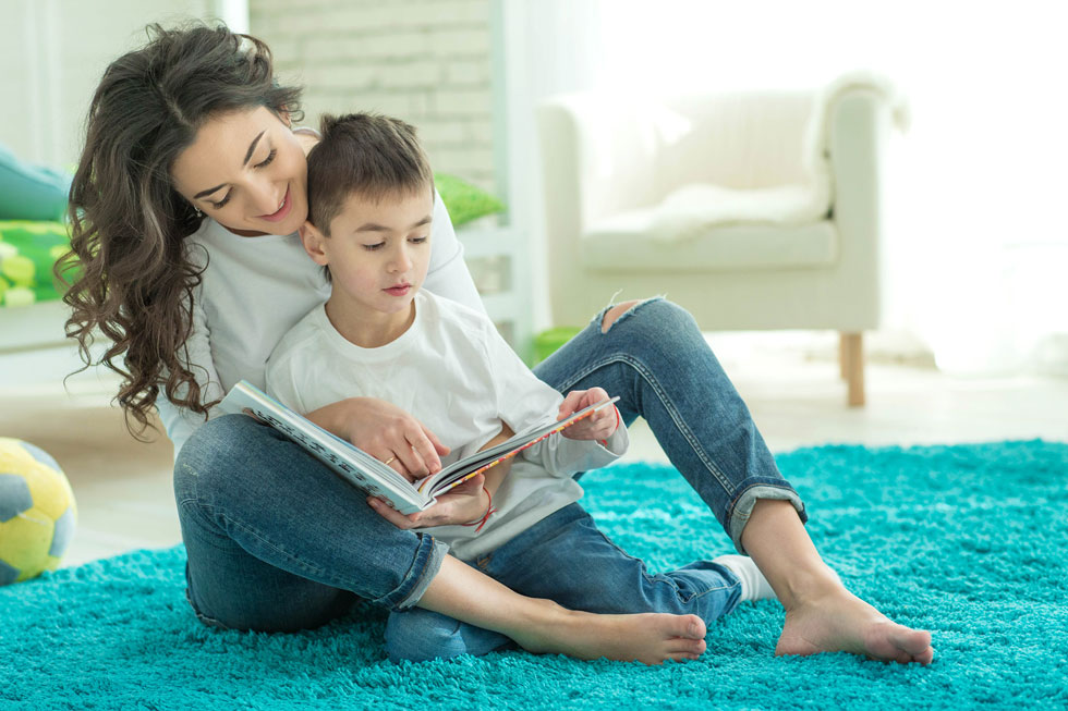 יותר ויותר הורים מטילים כיום ספק בפתרון התרופתי להתמודדות עם הפרעות קשב וריכוז, ומחפשים חלופות בטוחות יותר (צילום: Shutterstock)
