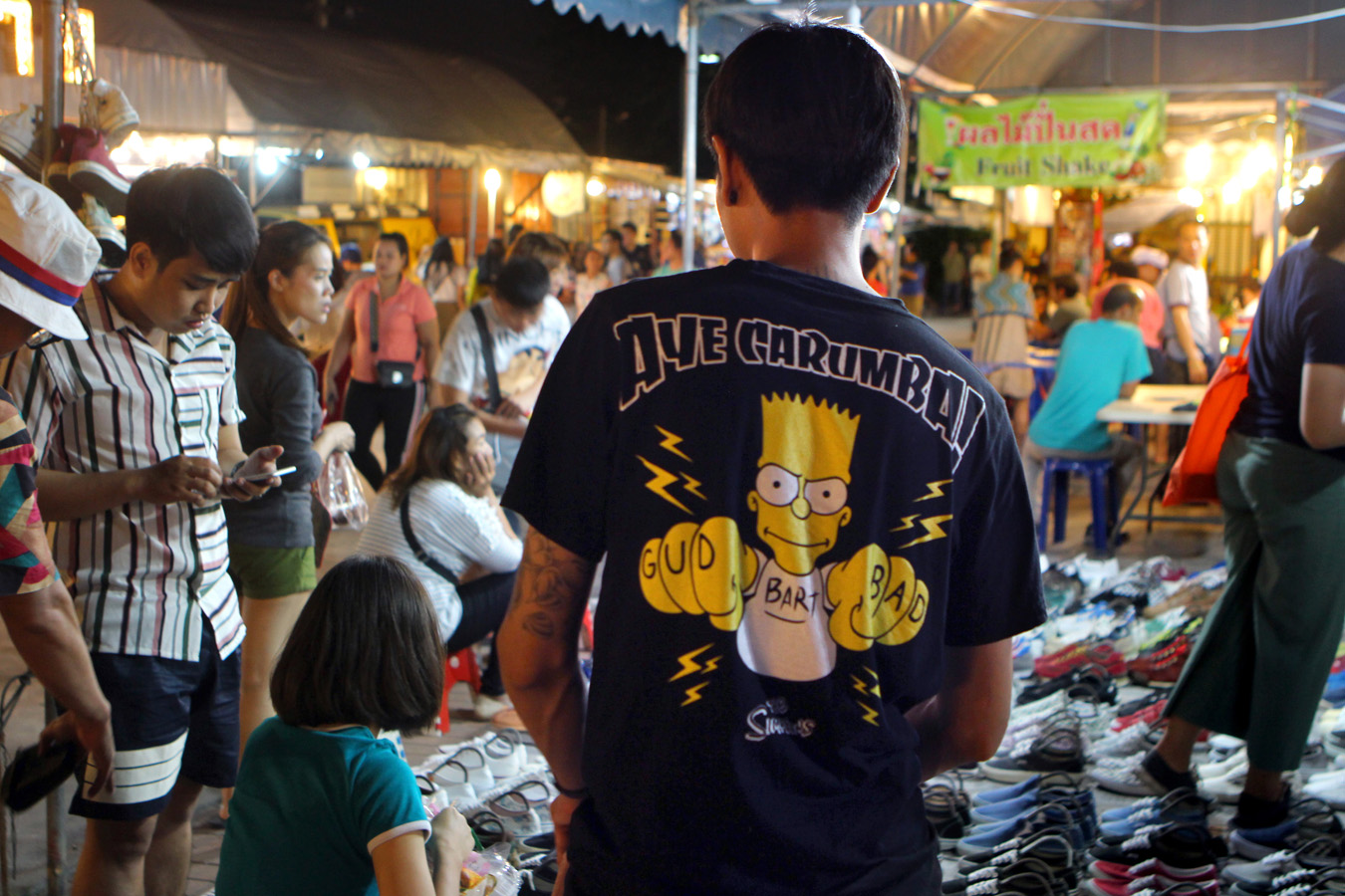השוק הלילי בבנגקוק (צילום: דוד סלברמן)