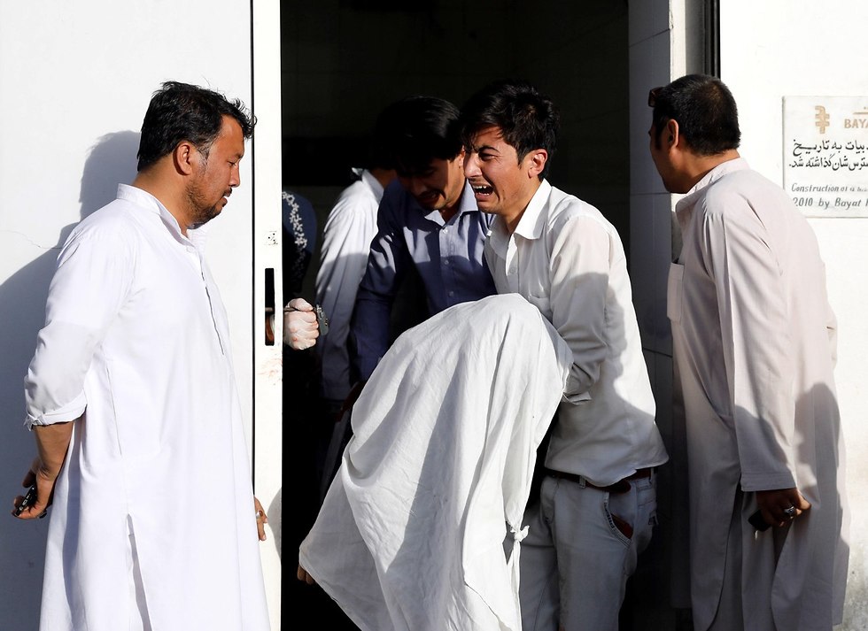 פיגוע מחבל מתאבד דאעש קאבול אפגניסטן תלמידים (צילום: רויטרס)