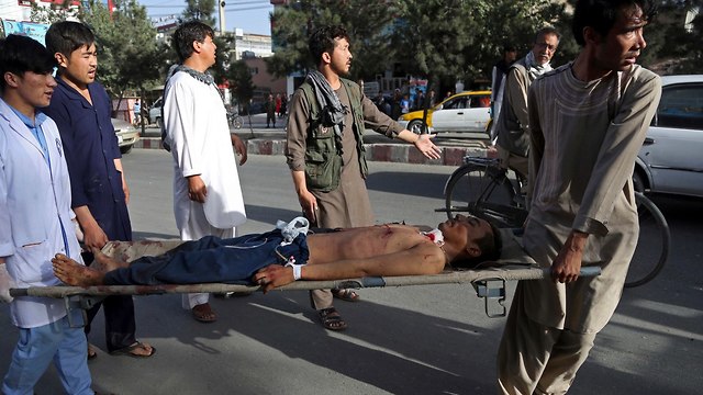 После теракта Исламского государства в Кабуле, Афганистан. Фото: AP