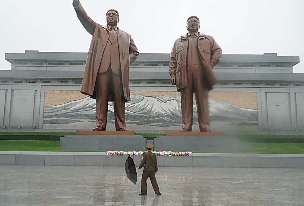 מאיר אלפסי - חסיד בצפון קוריאה (צילום: מאיר אלפסי)