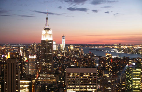 תצפית על ניו יורק בלילה. גם זו חוויה (צילום: Shutterstock)