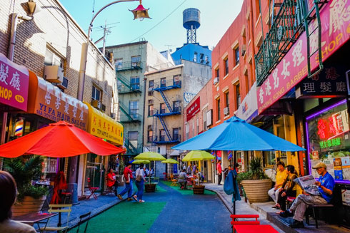 צ'יינה טאון. שווה להסתובב ברחובות הצדדיים (צילום: Alessio Catelli/Shutterstock)