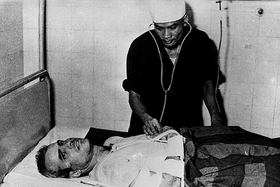 ג'ון מקיין בוייטנאם ב 1967 (צילום: AFP)