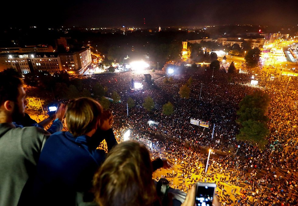 הופעות קונצרט נגד שנאת זרים קמניץ גרמניה (צילום: רויטרס)