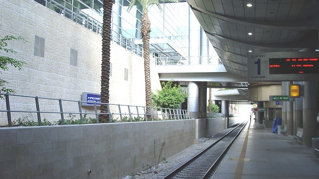 Железнодорожная станция в аэропорту Бен-Гурион