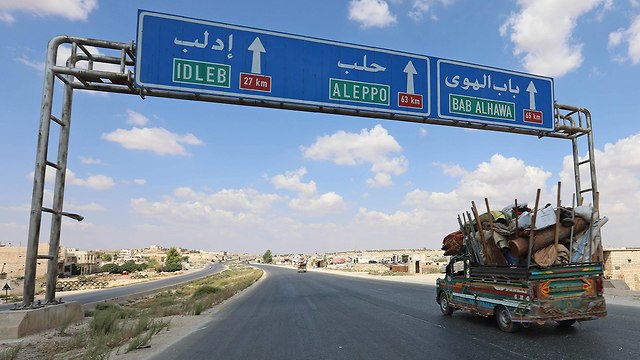 Жители Идлиба покидают Сирию. Фото: MCT (Photo: AFP)