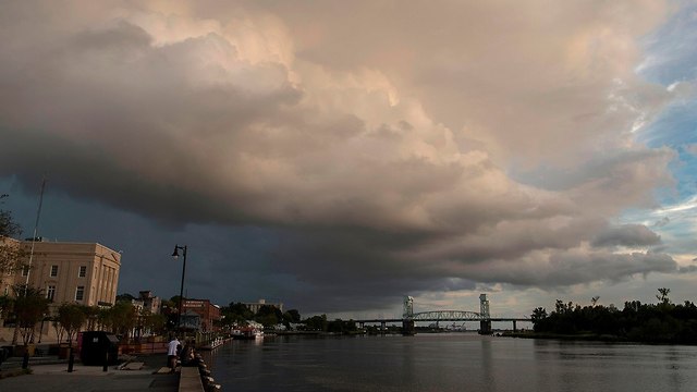 סופת הוריקן פלורנס  (צילום: AFP)