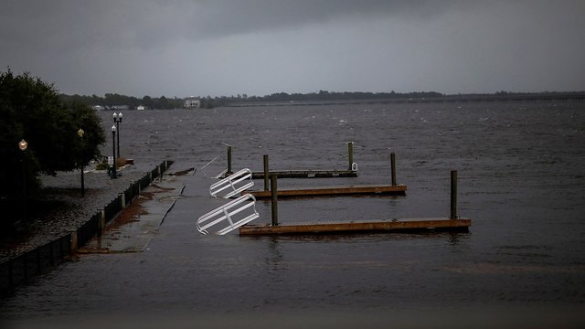 הוריקן פלורנס בניו ברן (צילום: רויטרס)