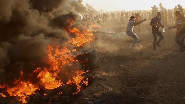 Столкновения на границе сектора Газы. Фото: AP (Photo: AP)