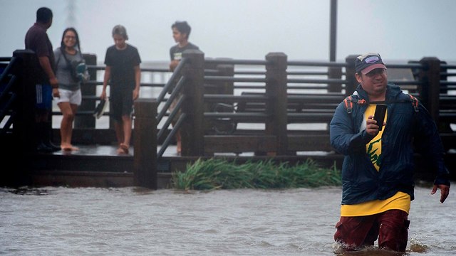 הוריקן פלורנס בניו ברן (צילום: AFP)