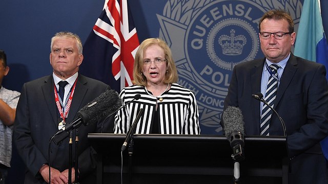 הרשויות באוסטרליה הציעו פרס עבור מידע שיוביל למעצרם של האחראים להחדרת מחטים וסיכות לתותים (צילום: EPA)