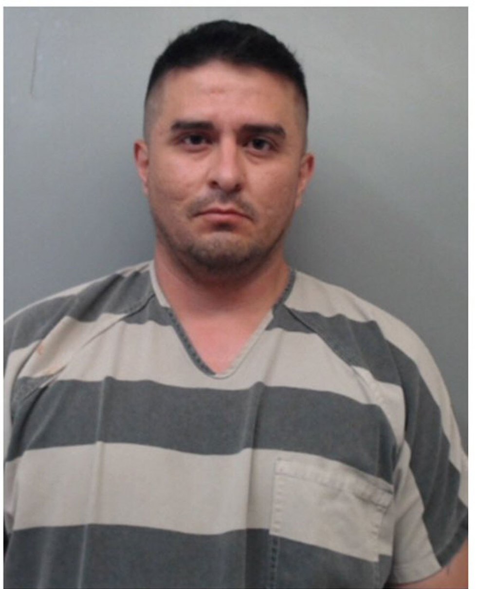 חואן דויד אורטיז איש משמר הגבול מואשם ברצח ארבע נשים טקסס ארה