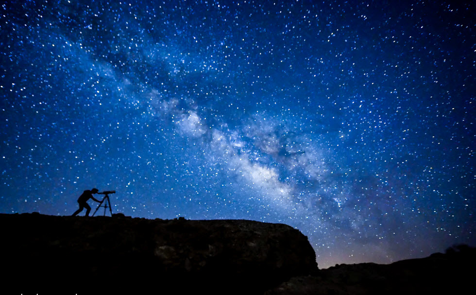 מצפה כוכבים וטלסקופים במכתש ירוחם  עם מיזם האסטרונומיה 