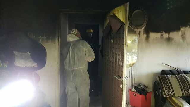 שריפה בערד (צילום: דוברות כבאות והצלה נגב)
