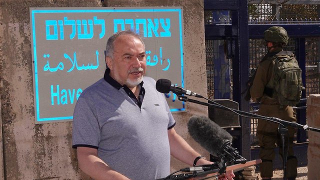 Defense Minister Avigdor Lieberman (Photo: Effi Sharir)