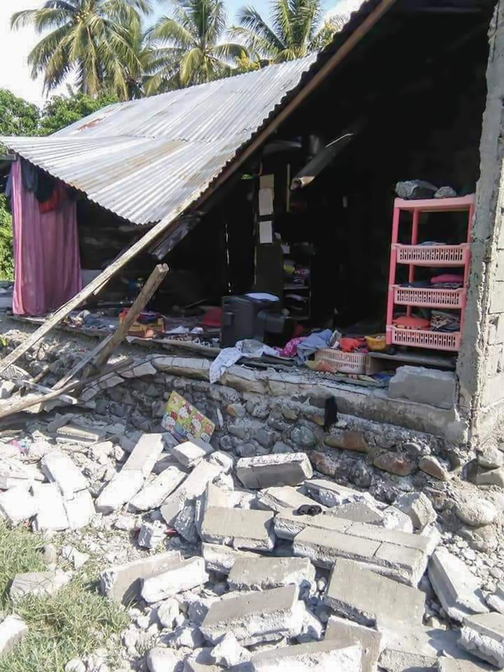 צונאמי רעידות אדמה אינדונזיה (צילום: AFP)