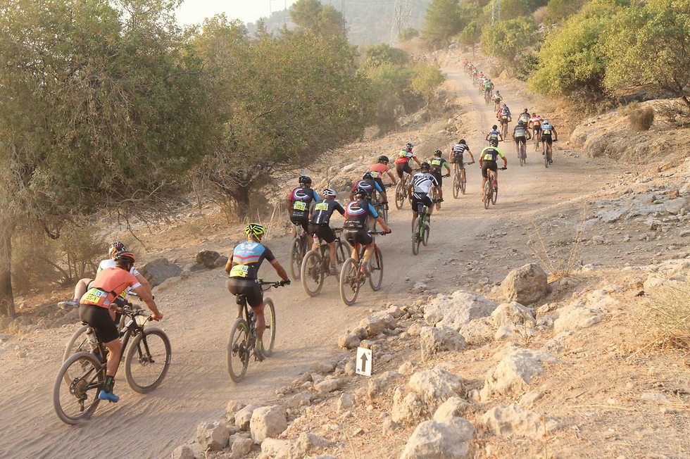 מרוץ אופניים פורד אפיק ישראל (צילום: רונן טופלברג)