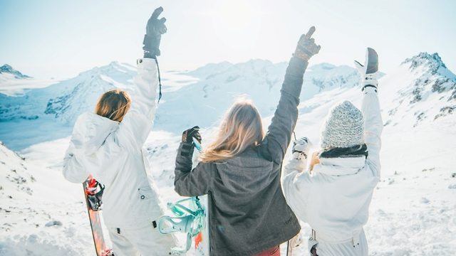 נשים באתר סקי (צילום: עדן רם עבור SkiDeal)