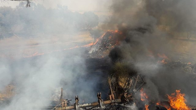 Fire in Kibbutz Gevim area