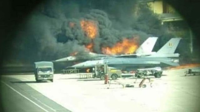 מכונאי ירה על F-16 בלגיה בטעות מטוס התפוצץ (צילום: טוויטר)