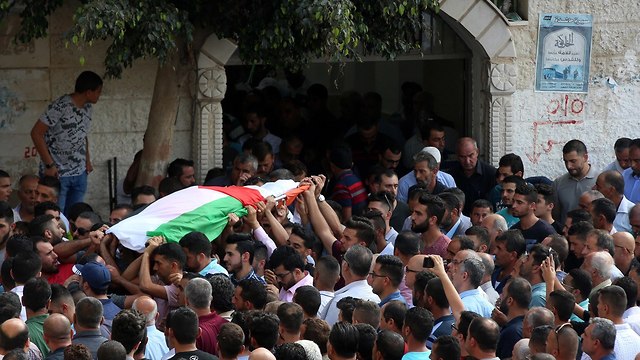 עאישה ראבי פלסטינית נהרגה יידוי אבנים (צילום: EPA)
