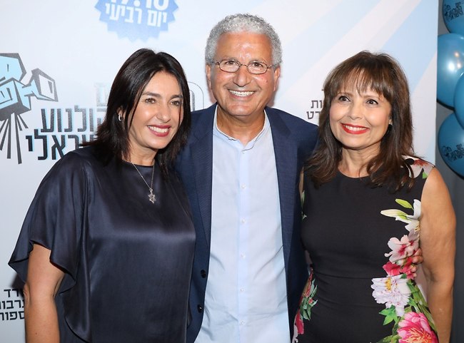 אני ושרה. ניצה שאול, משה אדרי ומירי רגב (צילום: רפי דלויה) אני ושרה. ניצה שאול, משה אדרי ומירי רגב (צילום: רפי דלויה)