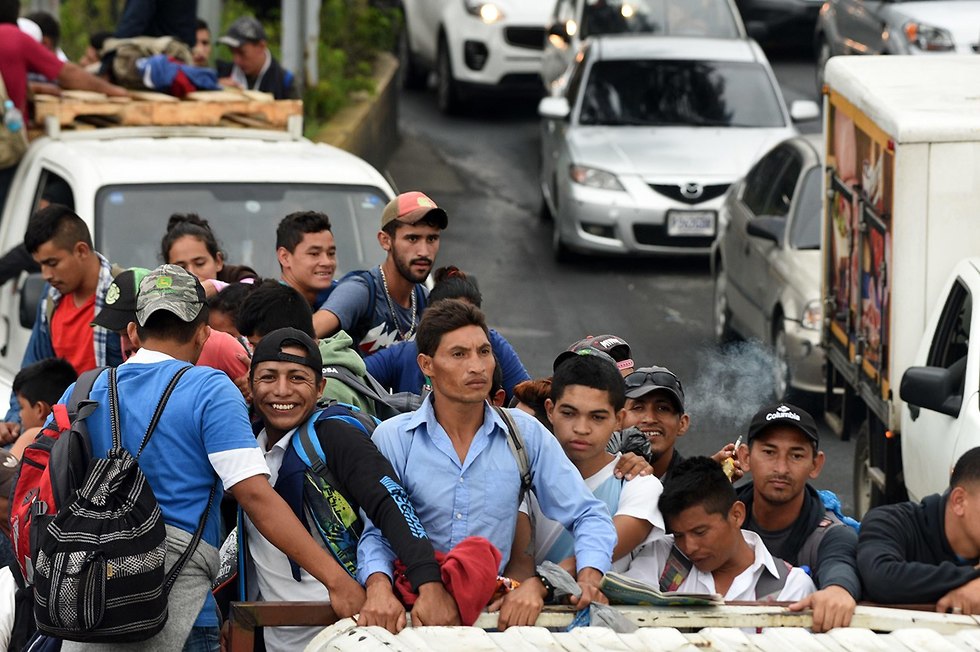 מהגרים מ הונדורס ב גואטמאלה בדרך ל ארה