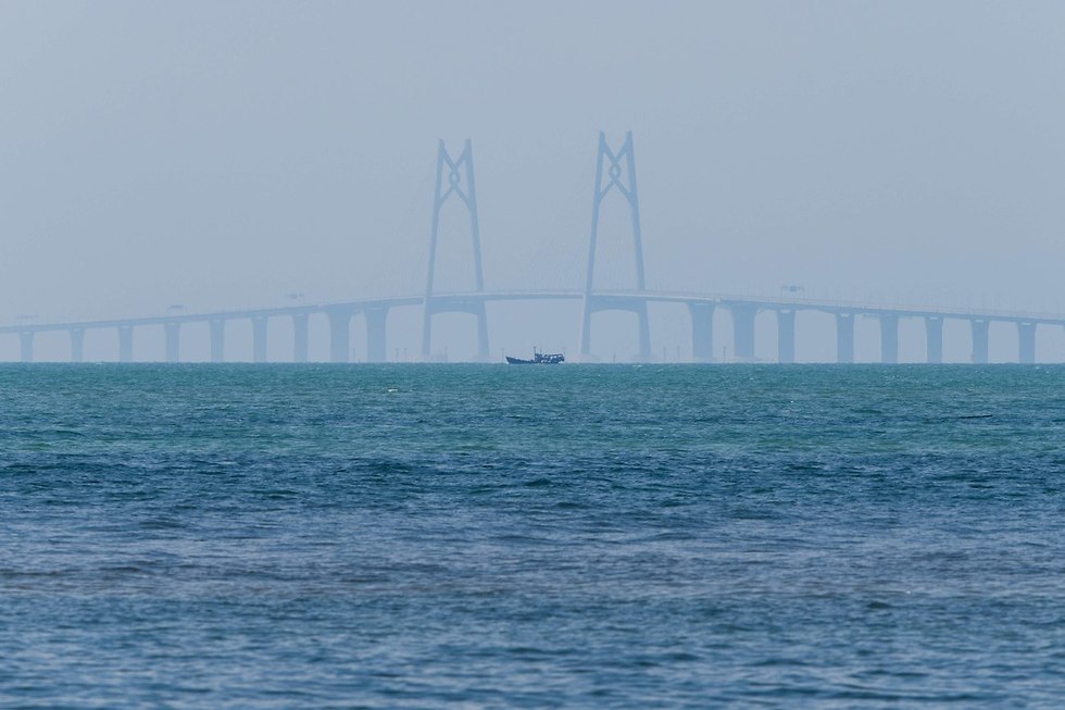 סין חנכה את ה גשר הימי הארוך בעולם הונג קונג מקאו זוהאי (צילום: AFP)