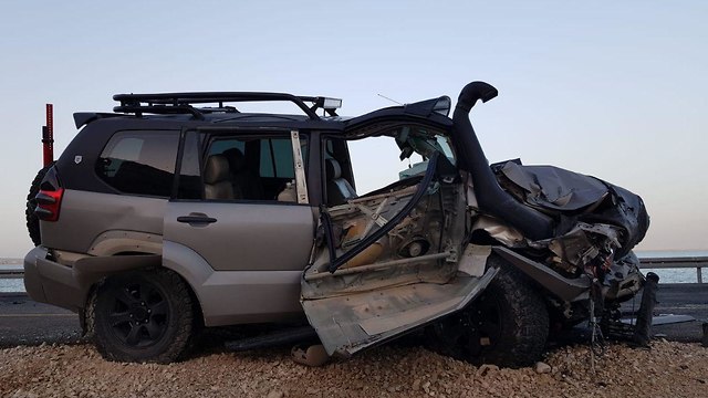תאונת דרכים כביש 90 ליד ים המלח משפחה נהרגה (צילום: אוריאל גור דוד רדיו דרום)