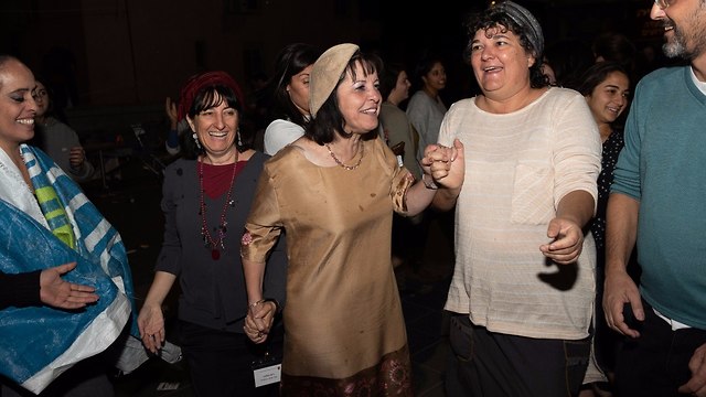 חגיגות הניצחון בבית שמש (צילום: יואב דודקביץ)