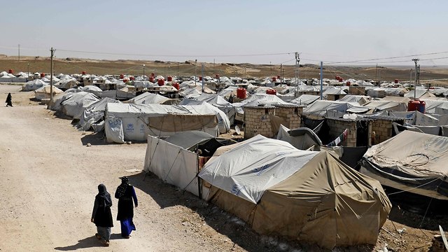 מחנה של הכוחות ה כורדיים ל עצורי דאעש כפר ב צפון סוריה (צילום: AFP)