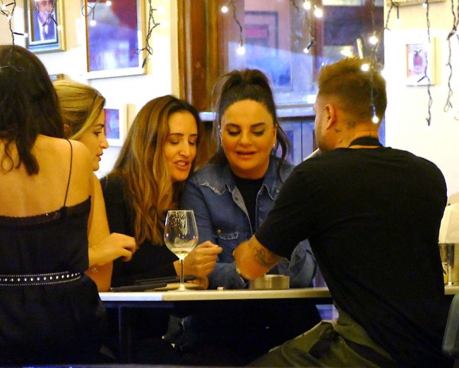 לא השאירו פירור (צילום: אמיר מאירי) לא השאירו פירור (צילום: אמיר מאירי)
