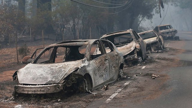 שריפת ענק בפרדייס בצפון קליפורניה (צילום: AP)