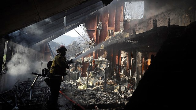 נזקי השריפה בקליפורניה (צילום: AP)