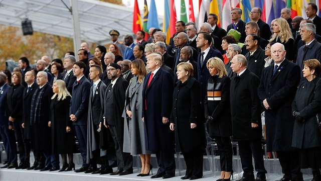 Лидеры в Париже. Фото: AFP