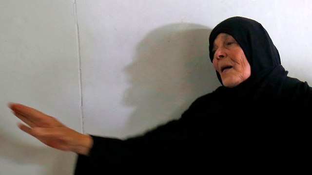 אמו של נור בראכה (צילום: AFP)