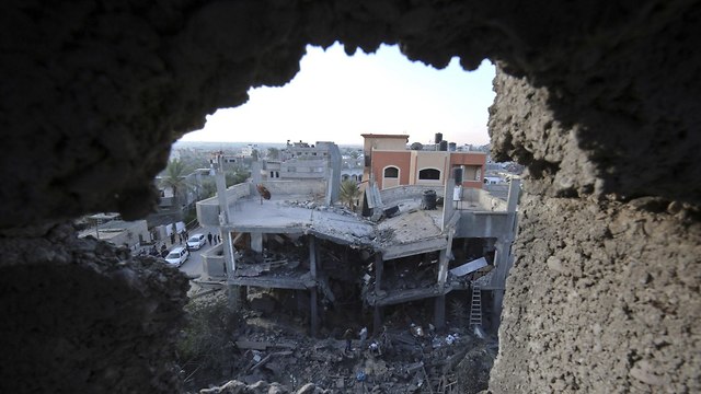 House bombed in Khan Yunis (Photo: AFP)