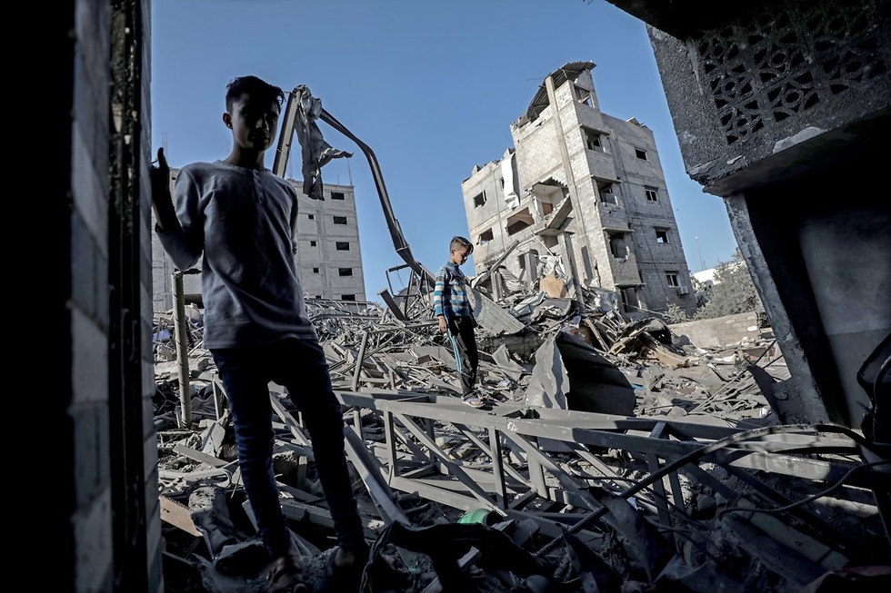 Штаб-квартира телеканала "Аль-Акса" в Газе после удара израильских ВВС. Фото: EPA