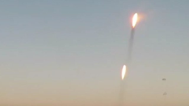 סרטון של חמאס תיעוד ירי רקטות ()
