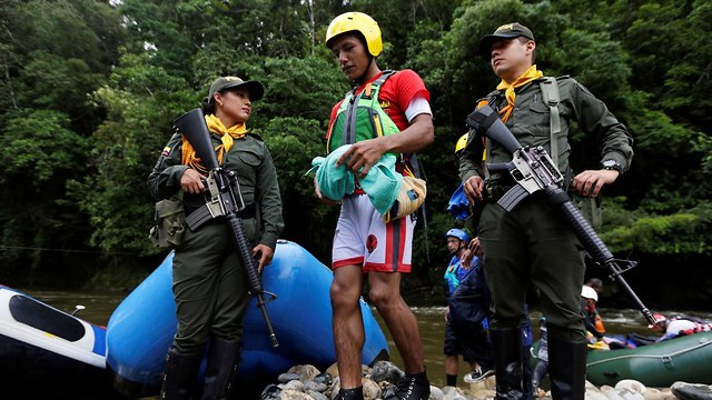 קולומביה הסכם שלום מורדים FARC מחבלים הפכו ל מדריכי ראפטינג רפטינג (צילום: רויטרס)