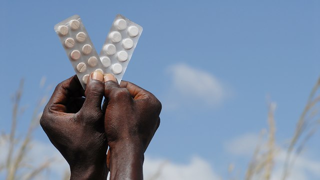 אפריקה תרופות מזויפות אילוסטרציה (צילום: shutterstock)