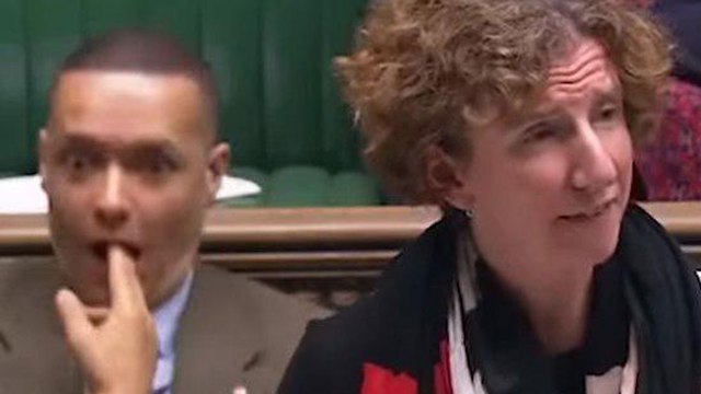 בריטניה חבר פרלמנט סערה תנועת התאבדות (יוטיוב)