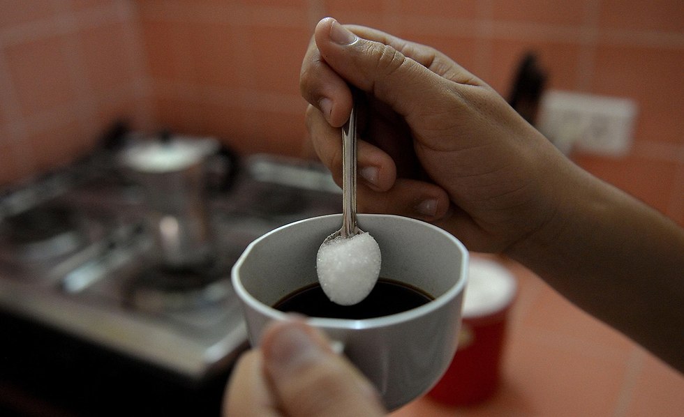 ייצור סוכר ב הוואנה קובה (צילום: AFP)