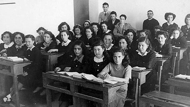 Jews in Tripoli, Libya, 1946 (Photo: Beit Hatfutsot)